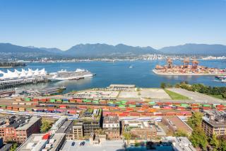 Bright and Airy 2BR with Incredible Mountain Vista - Vancouver - 3