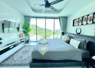 Twin Sands Resort Penthouse - Patong Beach - 0