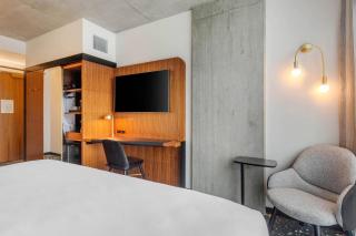 Cambria Hotel Boston Downtown - Seaport - 1