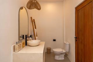 Enaya Villa by Betterplace - Tumbak Bayuh - 8