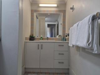 Serenity in Surfers Paradise - Gold Coast - 3