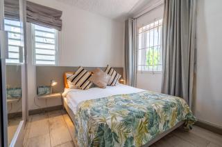 Sunrise Beachfront - Grand Baie - 2