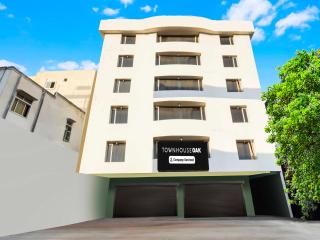 Townhouse Oak Red Hills Lakdikapul - Haiderabad - 1