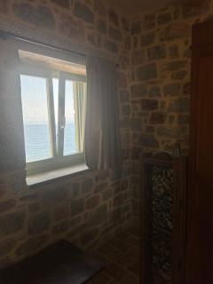 Arapis Rooms & Suites - Áyios Kiprianós - 4