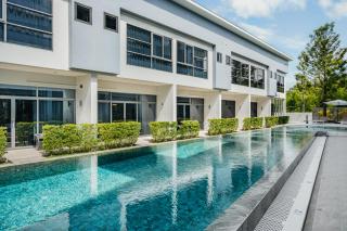 RIANA Townhouses - 0