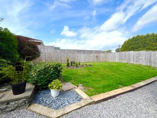 The Fireman's Bungalow - - 9