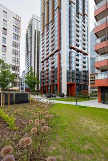 Towarowa Towers Superior Studios by BookingHost - Warsaw - 9