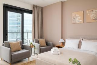 Towarowa Towers Superior Studios by BookingHost - Warsaw - 7