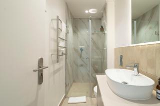 Luxury at The Braemar, Green Point - 1
