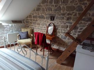 Charming 2-Bed Cottage within Barn in Merinchal - Mérinchal - 6