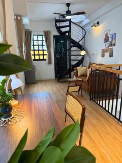 Beautiful City Center Whole Townhouse in D1 - Ho Chi Minh - 5