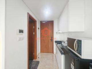 Cozy Studio South Gate Apt with Pool, Gym, Wi-Fi by 2ndHome - Jakarta - 8