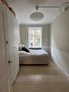Frederiksberg Beauty - Copenhagen - 9