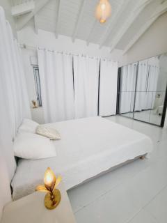 Sandy Bay Villa Opale - 2