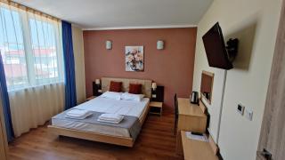 Favorit Aparthotel - Slantchev Briag - 9