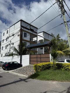 Cozy 2-Bedroom Apartment with Large Terrace - Grand Baie - 9