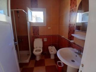 Villa with private pool - Qaryat Shurūq - 4