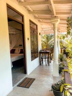Coconut Beach House - Galle - 6