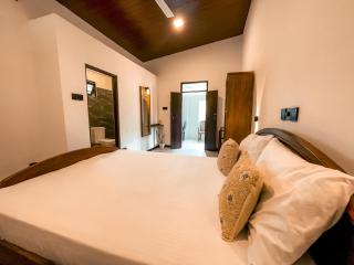 Coconut Beach House - Galle - 2