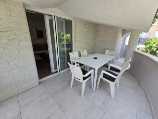 Apartments Ivankovic - Nin - 0