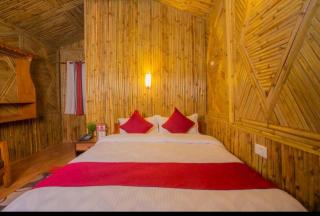 Babylon Bamboo Cottage - - 5