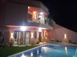 Villa familiale Avec piscine Dar Allouche S4 - Hanshīr Qaşr Ghallāb - 0