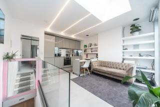 Stunning Contemporary 2 Bed Apartment With Parking - Londra - 7