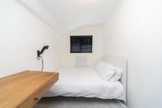 Stunning Contemporary 2 Bed Apartment With Parking - Londra - 1