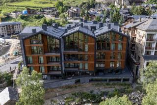 Luxurious Mountain Gem Enjoy Nature Gym Sauna Pool l by BonesVacances - 7