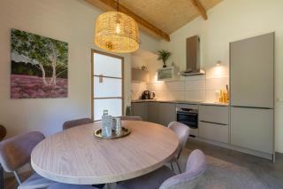 Luxe familiehuis in parkbos - Giethmen - 7