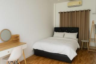 Pool Villa Udon Thani - 6