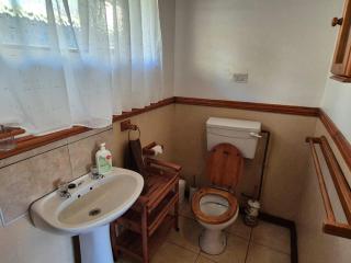 Thekwane Nest and Ondini Self catering cottages - Drakensberg Gardens - 2