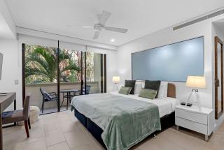 Violet Studio - Seaside Nook with Resort Pools and Spa - Palm Cove - 0