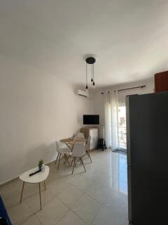 Minimal Apartment Center Kavala - 9