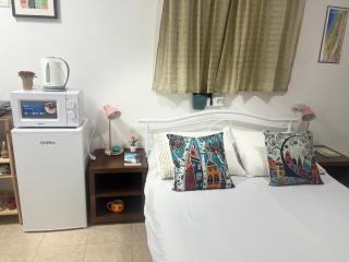 The Lowest Place on Earth B&B - Neʼot HaKikar - 1