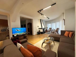 Center of Prishtina - Spacious Apartment - 9