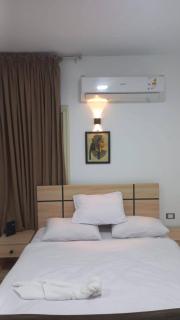 Giza pyramids hotel - Banī Ghālib - 8