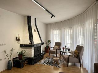 Center of Prishtina - Spacious Apartment - Pristina - 6