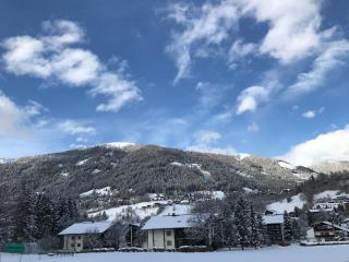 W12 Living Ski in & Ski out - Bach - 0