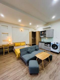 Spacious studio with a large balcony in Thao Dien R02 - 0