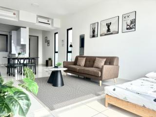 Beacon Executive Suites #Executive #SkyPool #Georgetown #6pax #2BR 2bath #1Queen 4Single #Quality well maintained #Private host - George Town - 9