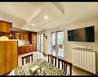 SAN - Luxury Apartment - 2