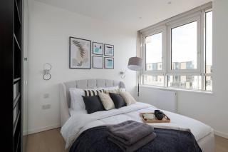 Immaculate and Homely 3-bed Penthouse in Milton Keynes by Renzo, Amazing Views, Brilliant Location! - Milton Keynes - 2