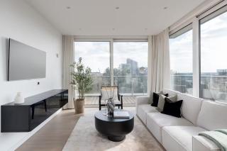 Immaculate and Homely 3-bed Penthouse in Milton Keynes by Renzo, Amazing Views, Brilliant Location! - Milton Keynes - 9