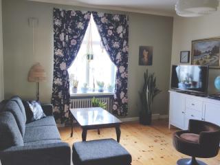 Colorful 76 m2 city centre residence with free parking - Turku - 2