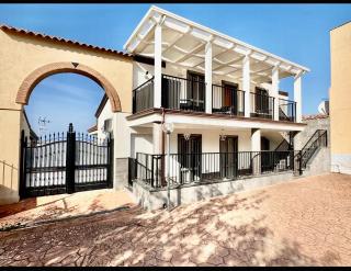 SAN - Luxury Apartment - 8