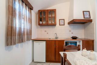 Sunrock Suites - Villa Menexes - Stelida - 2