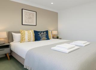 Delightful 2 Bed Flat near Old Street Station - 9