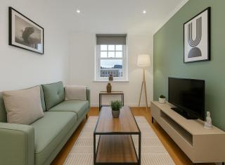 Delightful 2 Bed Flat near Old Street Station - 0