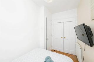 4 Bedroom House For Corporate Stays in Kettering - Kettering - 5